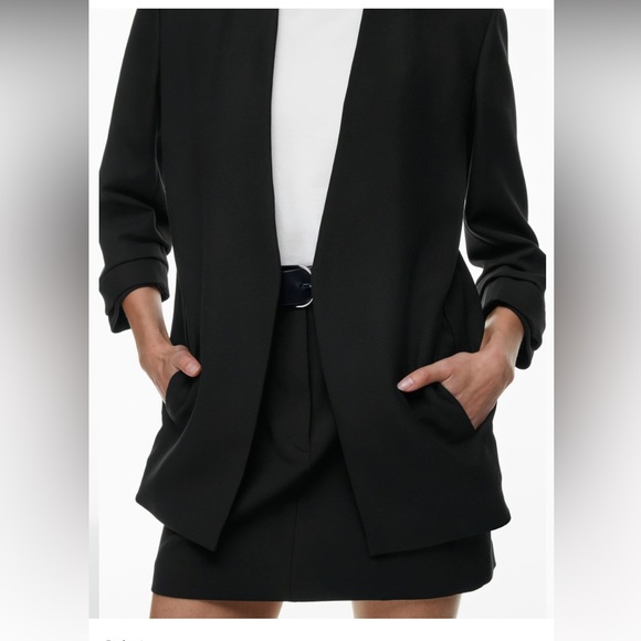 Black Babaton Power Hip Crepe Blazer - Picture 2 of 8